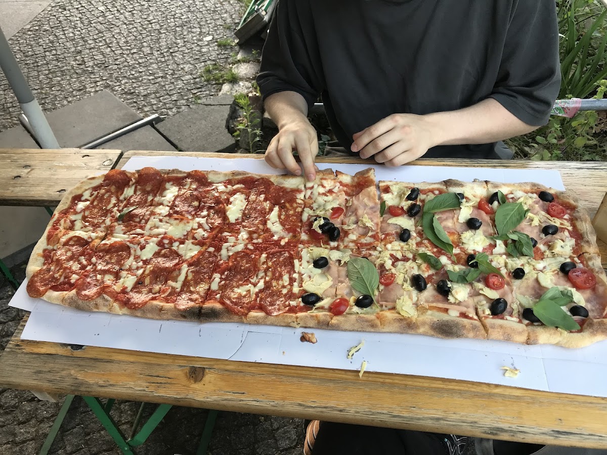 Garda Pizza Photos 2